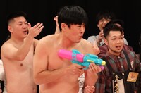 劇団ひとり（中央） (c)フジテレビ