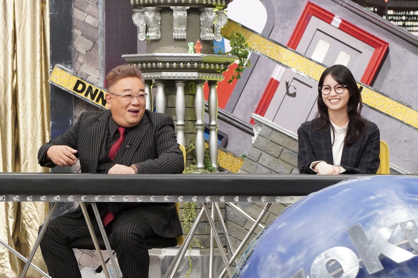 サンドウィッチマン伊達と西野七瀬。(c)フジテレビ