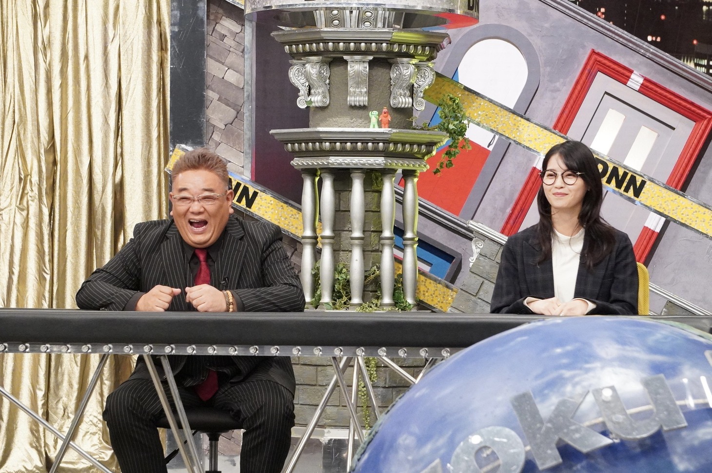 サンドウィッチマン伊達と西野七瀬。(c)フジテレビ
