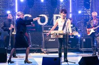 “スパイロック”というテーマでステージを展開するフットボールアワー後藤。(c)テレビ東京