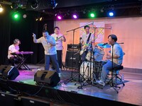 「大宮セブンブギウギ初Live2023～終わりの始まり～」の様子。