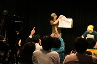 ダイヤモンドのネタ中、「わからない」と声が上がる。