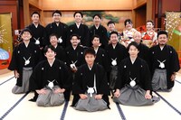 「浜田・大吉・濱家主催 新春ツッコミ芸人総会2024」の出演者。(c)読売テレビ