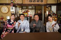 左から、ゆうちゃみ、南海キャンディーズ山里、梅沢富美男、井森美幸。(c)中京テレビ