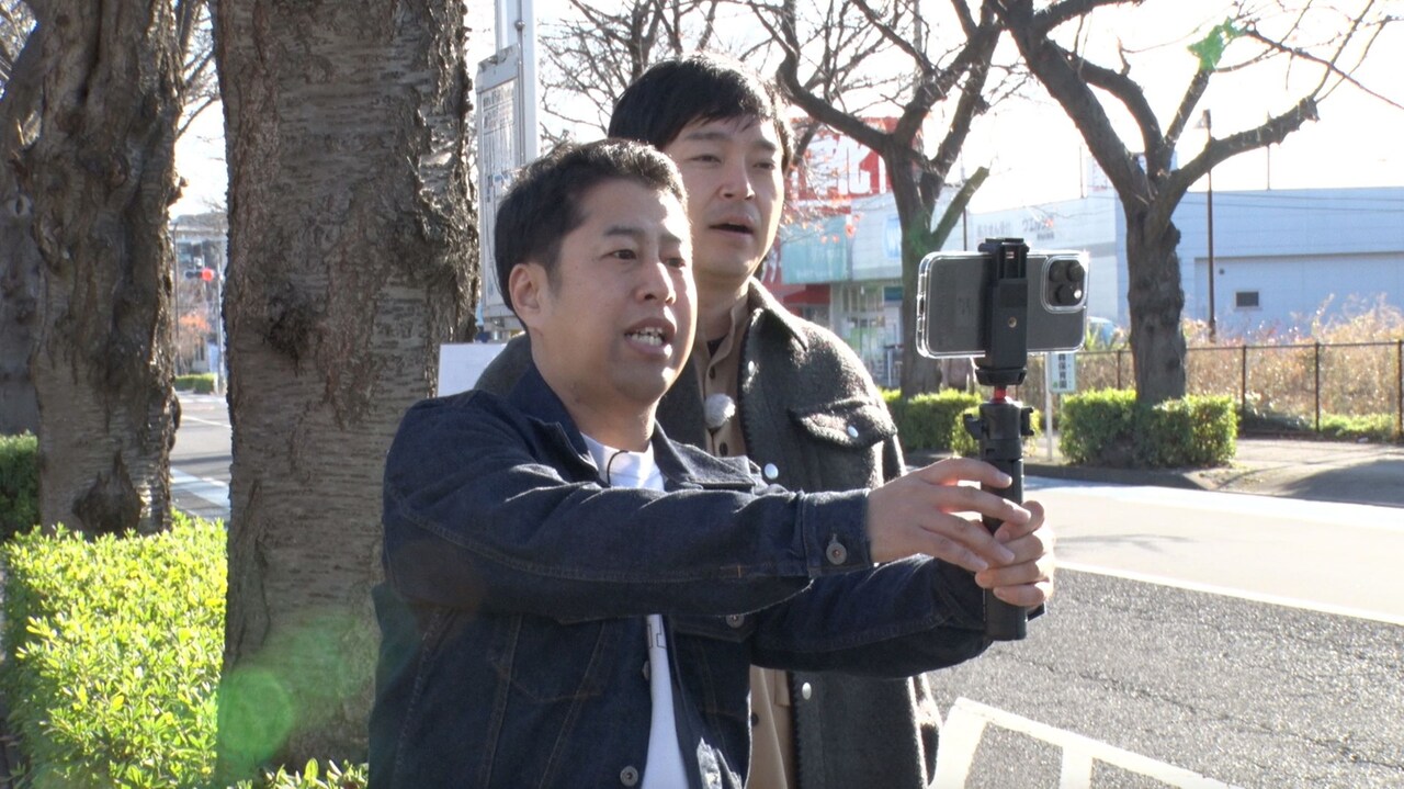 「バズ動画アカデミー」で動画制作に挑むウエストランド。(c)フジテレビ