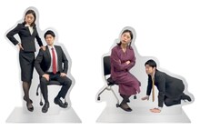 ダニエルズとヴィレッジヴァンガードのコラボグッズ。ピクチャースタンド2種。