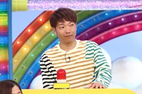 アキナ秋山 (c)関西テレビ