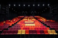 さんまの笑顔がモザイクアート状に配色されたIMM THEATERの客席。(c)吉本興業