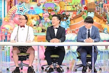 左から、トレンディエンジェルたかし、キクチウソツカナイ。、寺田寛明。(c)テレビ朝日