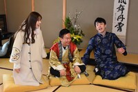 左から渋谷凪咲、かまいたち。(c)関西テレビ