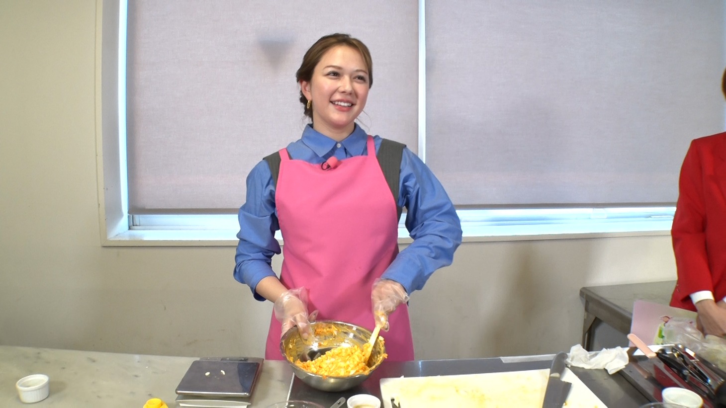 村重杏奈 (c)読売テレビ
