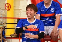 アキナ秋山 (c)関西テレビ