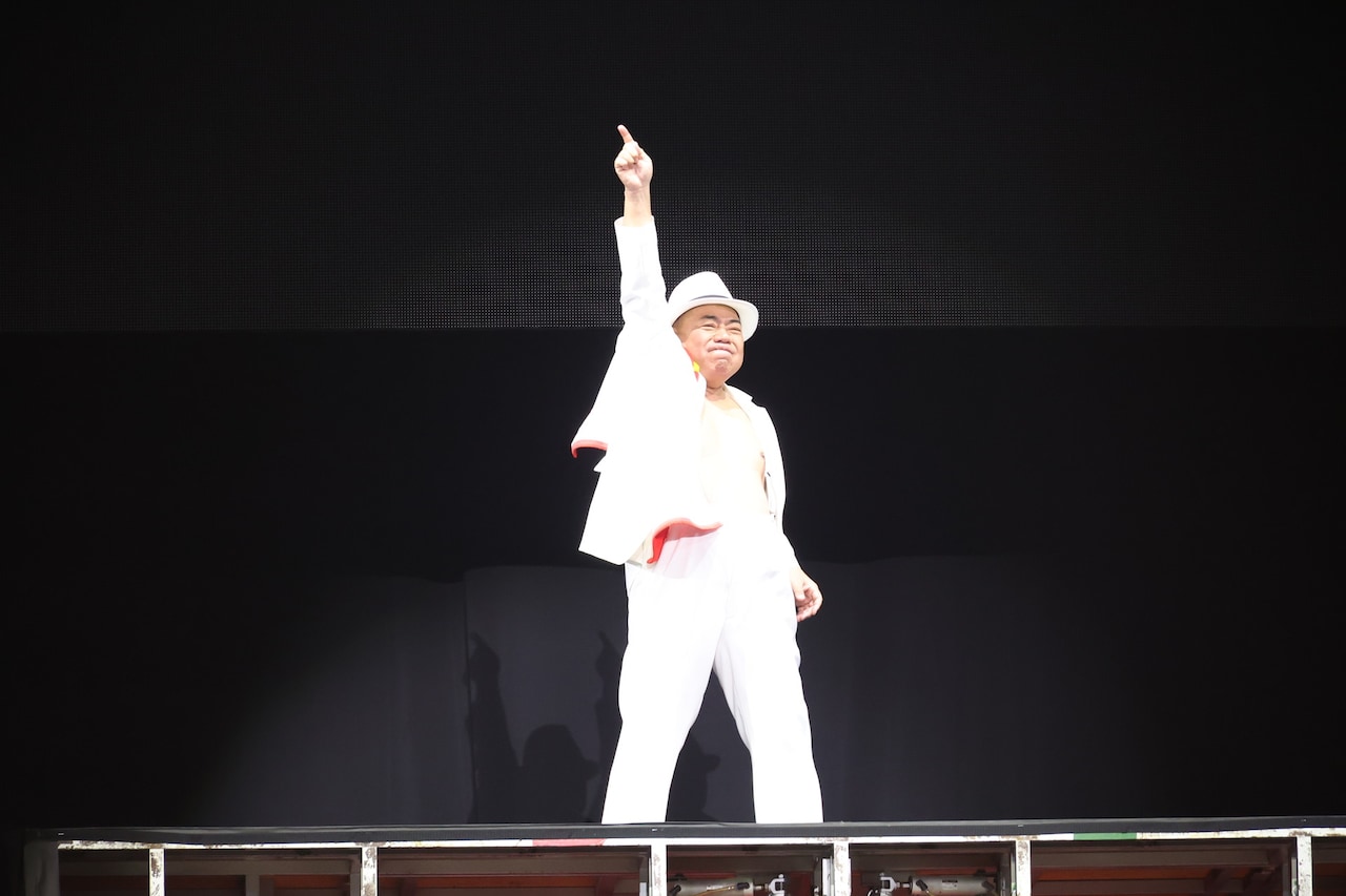 永ちゃん」ならぬ「でーちゃん」コールでライブに登場する出川哲朗