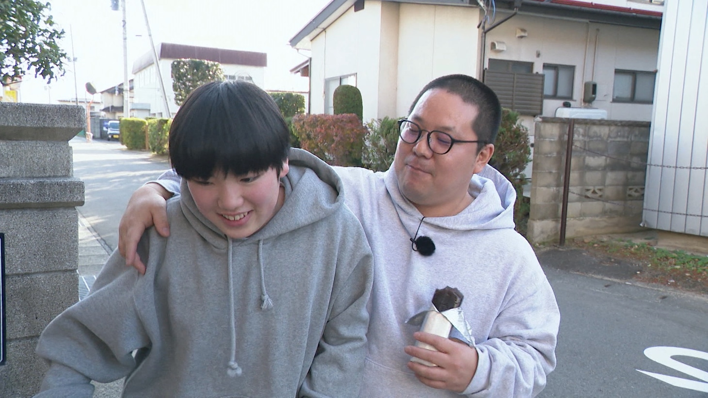 「相席食堂」で福島を訪れ、相席旅を繰り広げるネルソンズ・和田まんじゅう（右）。(c)ABCテレビ