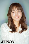 「JUNON」2024年3月号(主婦と生活社)より川口春奈。