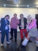 左からエルフはる、ビスケットブラザーズ、エルフ荒川。(c)読売テレビ