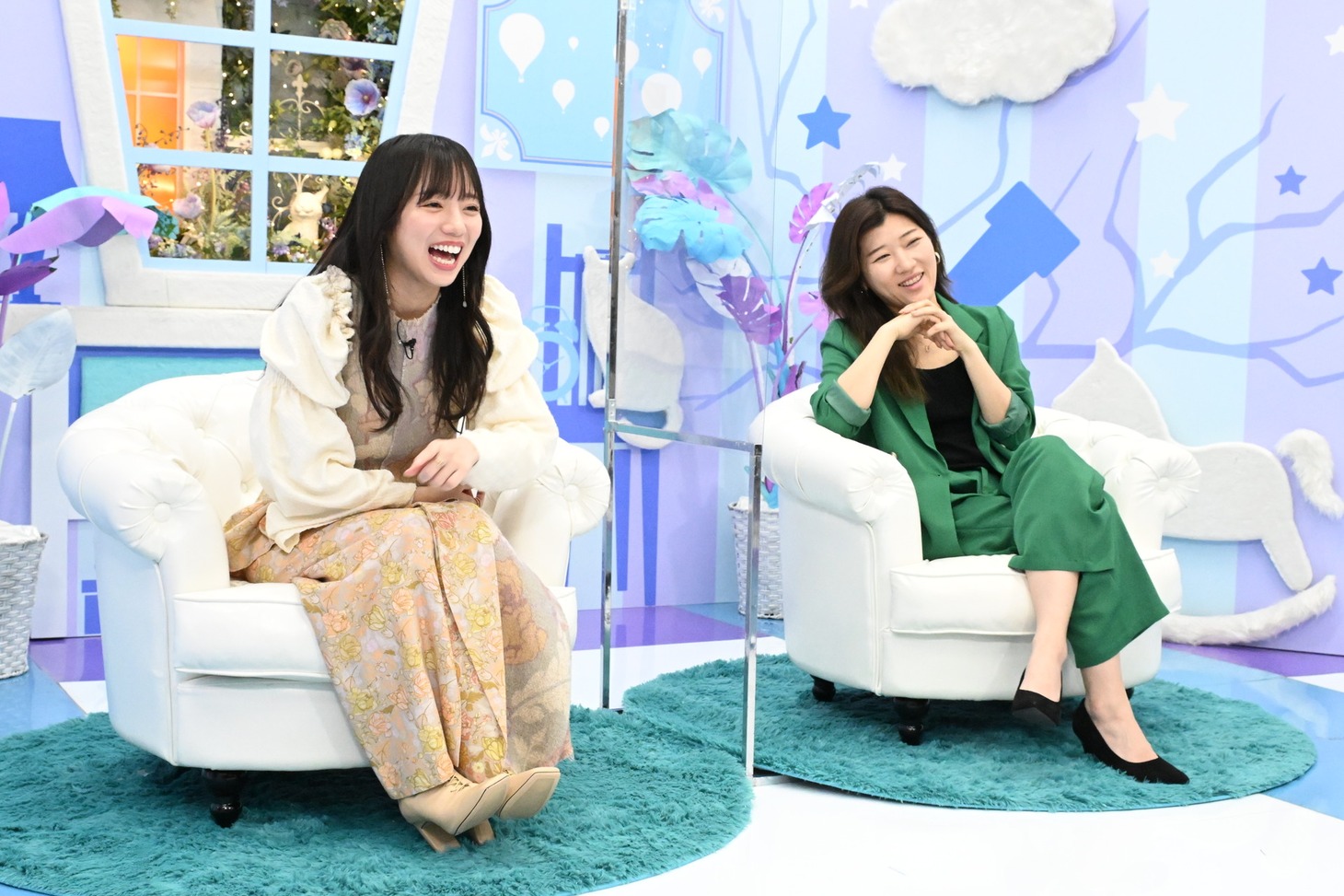 齊藤京子とヒコロヒー。(c)テレビ朝日