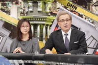 左から、佐久間みなみアナ、アリタ哲平。(c)フジテレビ