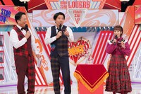 左から藤崎マーケット、モモコグミカンパニー。