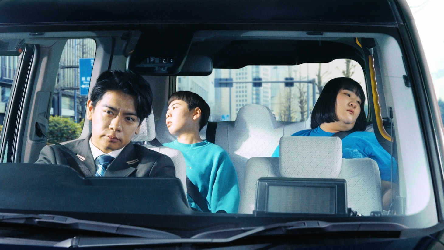 Web CM「タクシー『FANYの日編』」より。