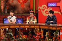 左からかまいたち、渋谷凪咲。(c)関西テレビ