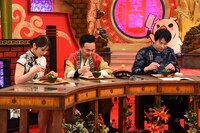 左からかまいたち、渋谷凪咲。(c)関西テレビ