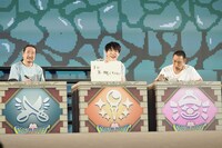 大喜利ステージの様子。左から笑い飯・西田、麒麟・川島、千鳥・大悟。（写真提供：吉本興業）