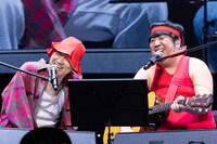 赤えんぴつ（撮影：RyuyaAmao）