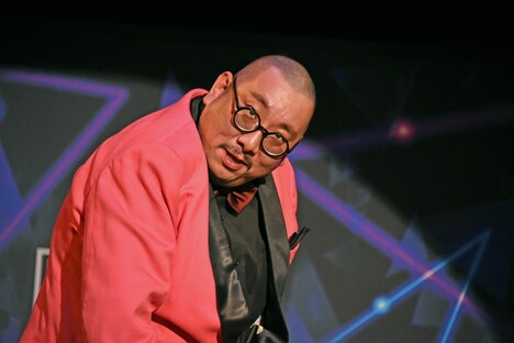 ファイナリスト会見に臨む街裏ぴんく。