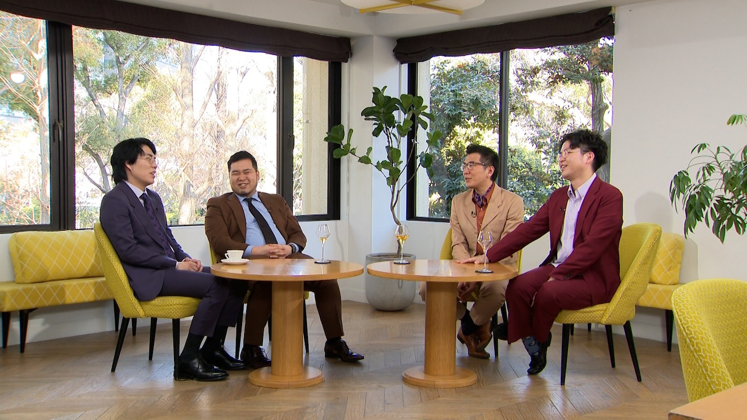 「ボクらの時代」に出演する（左から）令和ロマン、ヤーレンズ。(c)フジテレビ