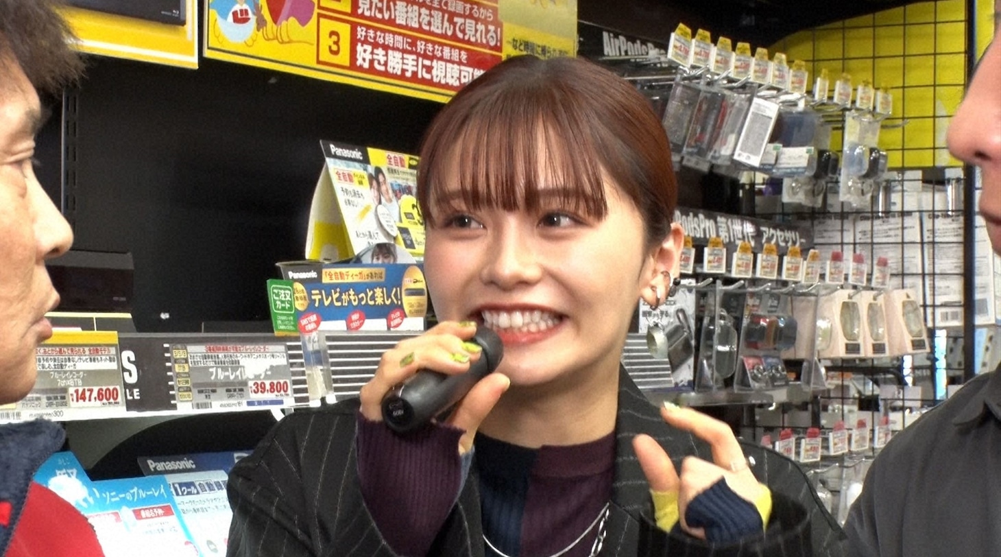 足立佳奈 (c)読売テレビ