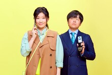 ドラマ「イップス」でW主演を務める（左から）篠原涼子、バカリズム。(c)フジテレビ