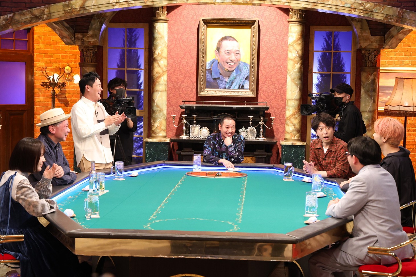 「酒のツマミになる話」の様子。(c)フジテレビ