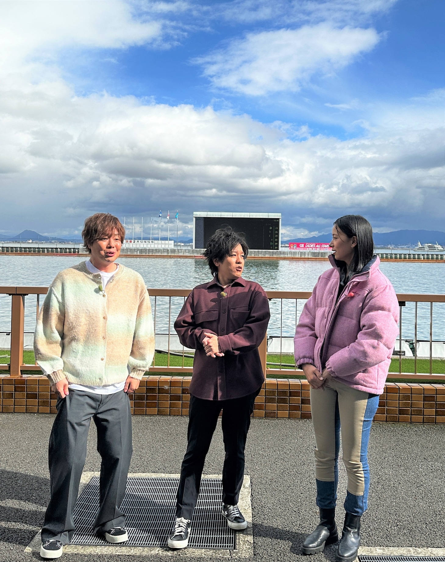 ぺこぱと高橋ユウ。(c)ABCテレビ