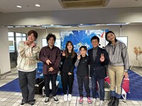 ロケ出演者たち。(c)ABCテレビ