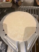 生地を伸ばす。