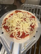 チーズを乗せる。