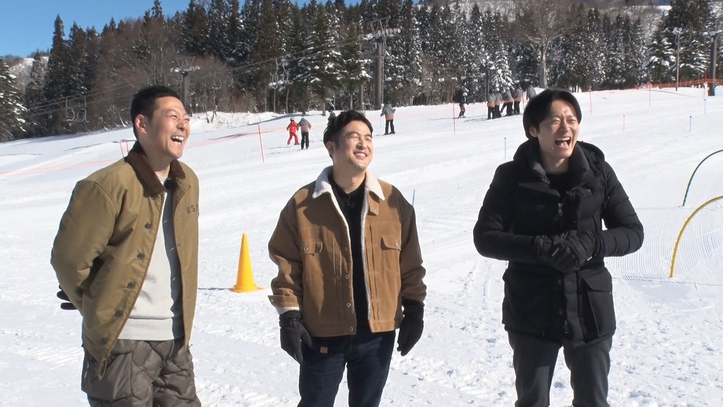 左から東野幸治、和牛・水田、和牛・川西。