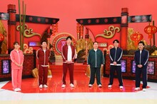 左から渋谷凪咲、かまいたち、ミルクボーイ内海、ツートライブ。(c)関西テレビ