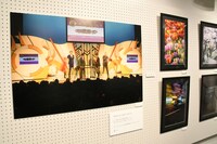 田津原理音 作品展「どんな人生、―進―」の様子。