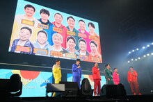 「華大さんと千鳥くん」×TGCコラボステージの様子。(c)マイナビ 東京ガールズコレクション 2024 SPRING/SUMMER