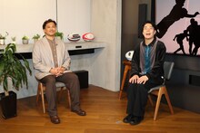 大西将太郎（左）と令和ロマンくるま（右）。（写真提供：WOWOW）