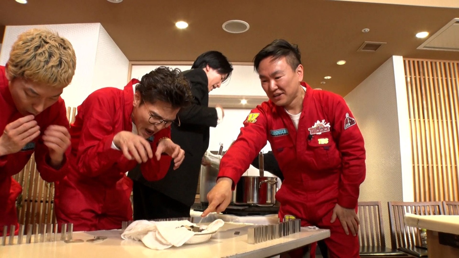 かまいたち山内チーム (c)TBS