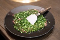 「キキミミメシ ～旦過市場で角打ち♡ネギ塩タン 〆ラーメンでサスペンスな香り 小倉復活の夜 編～」より。