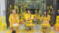 左からフットボールアワー、白間美瑠。(c)読売テレビ