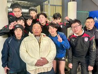 ロバート秋山、実際に娘に聴かせて育てた“ウソ童謡”を子供たちに披露