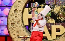 ゴー☆ジャスのネタに千鳥・大悟は「何をしよん？」と述べる。