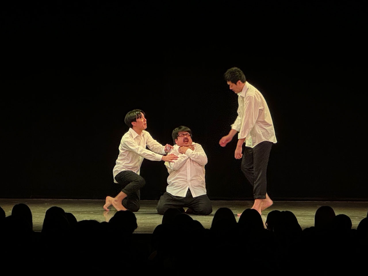 昨年12月に開催されたコントライブ「全然うまくいかない」の様子。（写真提供：吉本興業）
