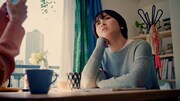 WebCM「クーポンを知らないサーヤ」編のワンシーン。