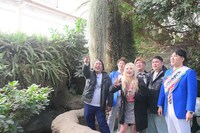 「ダブルヒガシのなんばdeルンバ！」のワンシーン。